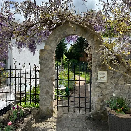 아파트 Souterrain